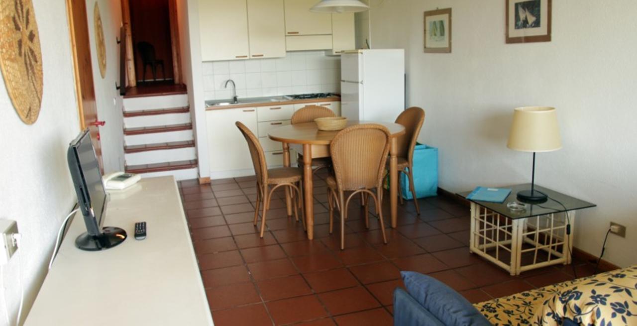 Residence Portolaconia Appartamenti Cannigione Værelse billede
